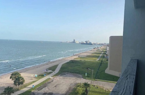 North Beach Condo | Relax on the bay Permit #2022-221502