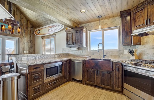 Kamas Cabin | Relax with Fresh Air and Breathtaking Views