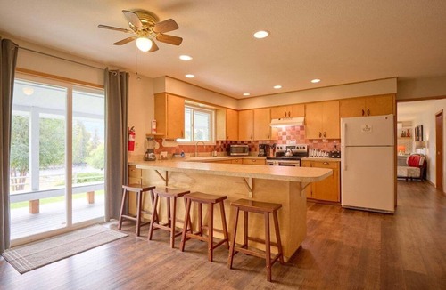 Peshastin House | River's Peace -Easy access to Leavenworth.