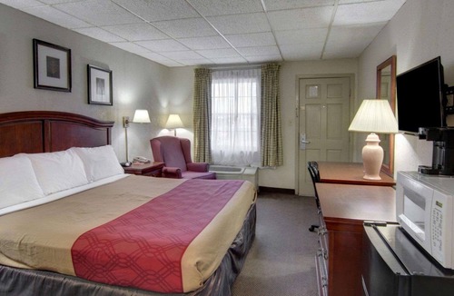 El Dorado Hotel | Rodeway Inn Conference Center El Dorado