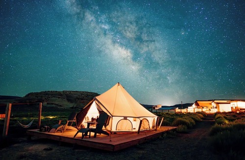 Monticello RV Rental | Safari Tent with 2 beds near Canyonlands National Park