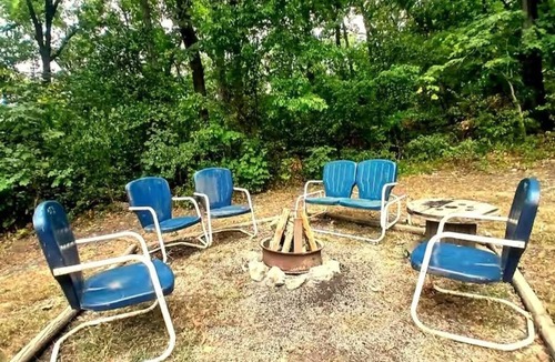 Marshall House | Secluded Magnolia Cabin & Hot Tub