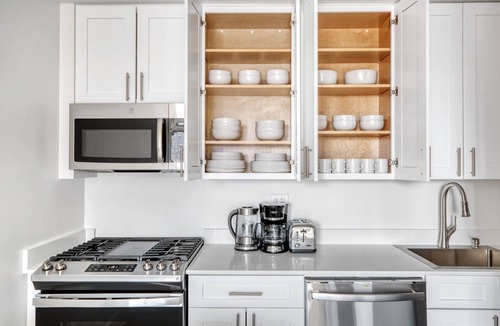 Peter Cooper Village Apartment | Serene Kips Bay 2BR w/Gym & Doorman, nr Murray Hill, by Blueground