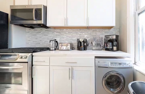 Union City House | Shabby chic villa 10 min to NYC - Private Parking