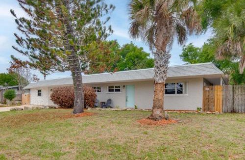 Rockledge House | Shuttle Launch Views! Escape 9 Mi to Cocoa Beach