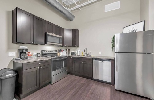 Waldron Apartment | Sleek, modern loft minutes from Airport, FAST WiFi