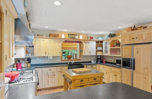 Winhall House | Something for everybody! This house is a crowd pleaser!