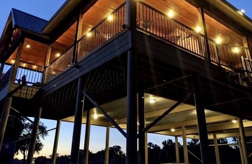 Glenwood Cabin | Southern Grace on The Caddo River!