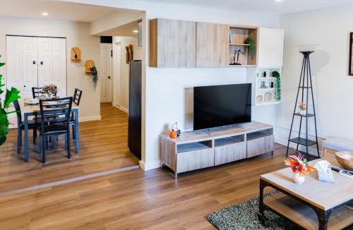 Union City House | Spacious 2-Bedroom Apartment NYC-10 mins away