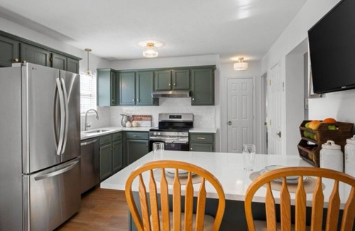 Kingston Springs House | Spacious 3 bedroom house in charming Kingston Springs with WiFi, AC,