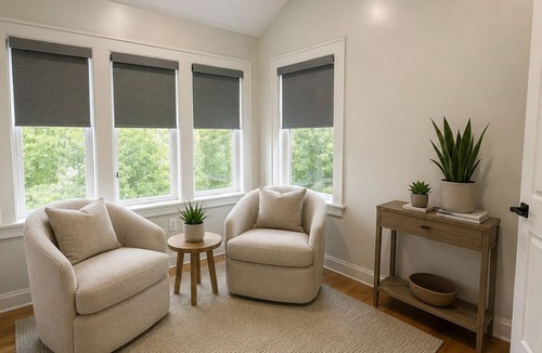 Weequahic House | Spacious 4BR Retreat Near NYC w/Office, WiFI, Park, and easy Transit