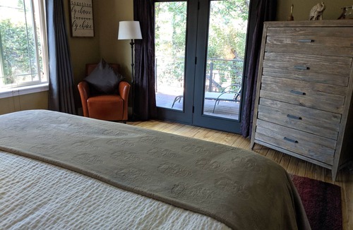 Park East House | Spacious Comfortable and Cozy Home away from Home