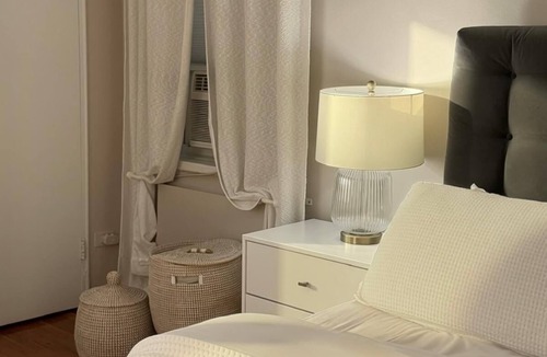 East Bronx Apartment | Spacious King Size Room