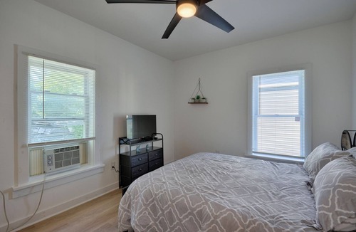 Alexandria Bay House | Spacious Modern Farmhouse – Renovated 2023, Huge Yard & Near Downtown