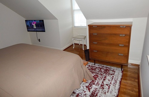Midtown House | Spacious, private, tree-guarded loft in the sky with views of downtown Nashville