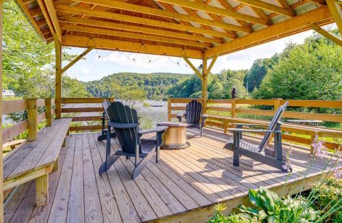 Wilmington House | Spacious Wilmington Cabin: Walk to Lake