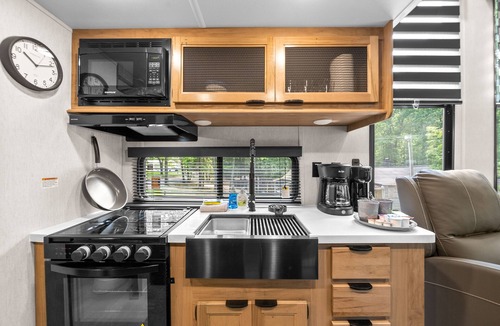 Springville Cottage | “Special Place”Short Term Rentals Tiny Home Springville,Tennessee 148