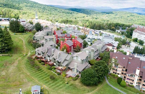 Stratton Mountain Condo | Stratton Mountain Ski in Ski out Hot Tub