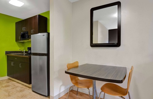 Chamblee Hotel | Studio 6 Extended Stay - Atlanta, GA - Chamblee