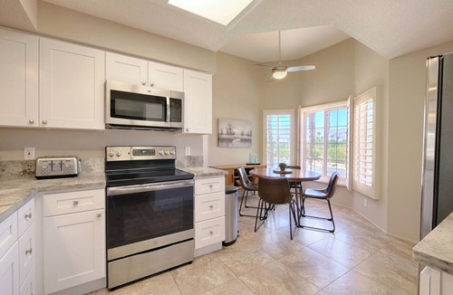 Palm Desert Condo | Stunning Mountain & Golf Views