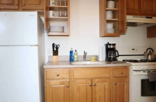 Belleville Apartment | Stylish 1BR Apartment Prime Location