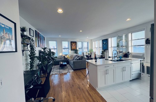Weehawken Apartment | Sun Drenched Penthouse with Million Dollar View