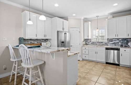 Safe Harbor House | Sunrise Beach Villa | Walk to Beach, Ocean Views!