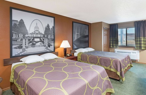 Poplar Bluff Hotel | Super 8 by Wyndham Poplar Bluff Missouri