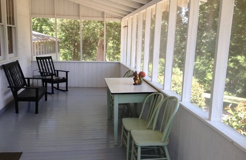 Gamaliel Cottage | Take It Easy Resort - Cottage #5, Norfork Lake Cabin w/Dock Slip, Walk to Lake