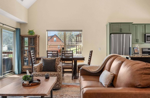 Branson House | Tall Timbers Cabin Right Across Community Pools Free Daily Tickets Near Thunder Ridge