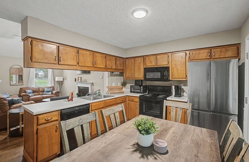 Horn Lake House | The Delta Dream Cottage- minutes from Memphis