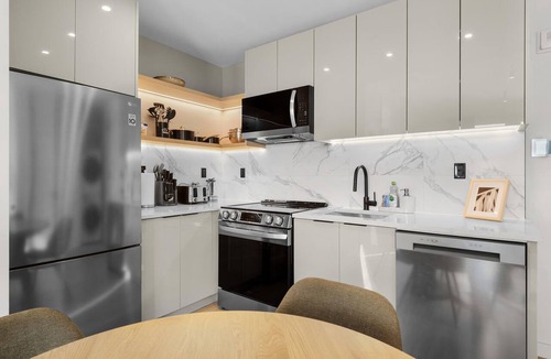 Greenpoint Condo | The Quay Waypost Hospitality Greenpoint