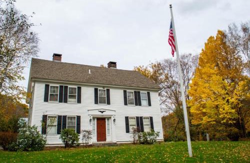 Quechee Hotel | The Quechee Inn at Marshland Farm