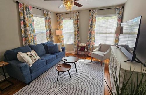 Starkville House | The Tea CottageStylishRain ShowerLocation