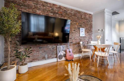Greenwich Village Apartment | Three Bedroom West Village Townhouse