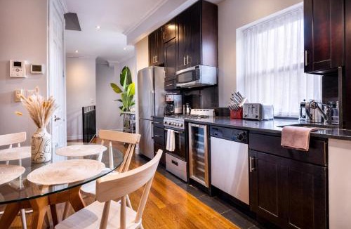 Greenwich Village Apartment | Three Bedroom West Village Townhouse