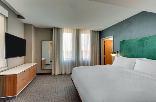 Meridian Hotel | Threefoot Hotel, Meridian, a Tribute Portfolio Hotel