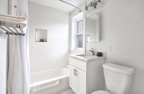 Harsimus Cove Condo | TwinCity 2 BR/1 BA Apt - Minutes To NYC! (4)