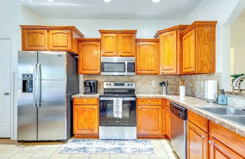 Oklahoma City Cottage | Updated Oklahoma City Home ~ 11 Mi to Bricktown!