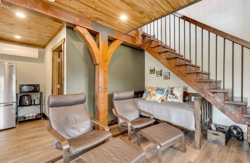 Ponce De Leon Cabin | Upscale James River Front Condo near Branson Kayak, Fish, Relax Unit 4