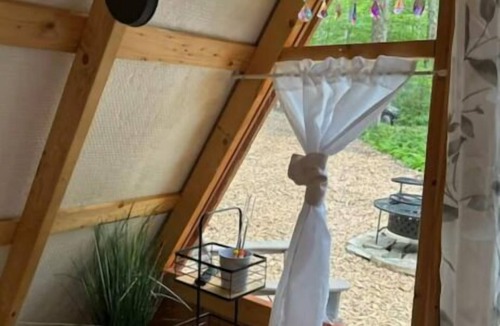 Sidney Cabin | Utopia - Glamp site in Sidney NY
