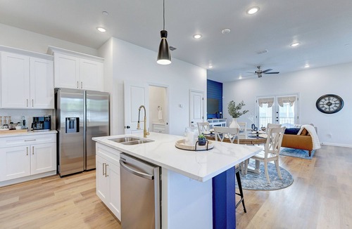 Arlington House | Walk to AT&T Stadium + Major international sporting event Fun!