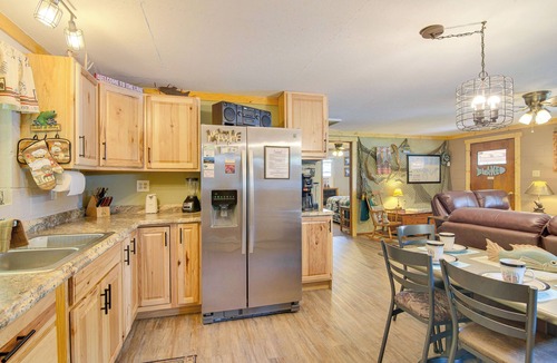 Cedarcreek Cabin | Waterfront Bull Shoals Lake Cabin w/Deck + Views!