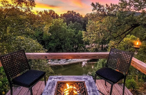 Boswell Cabin | WATERFRONT - Piney Creek Access - Free Kayaks - Sweeping Views - Cliffside Cabin