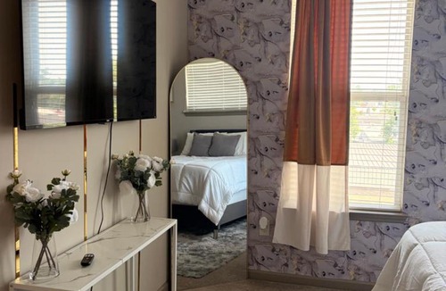 South Nashville Apartment | WealthyRich Luxury Stay 5 Min From Downtown Nashville