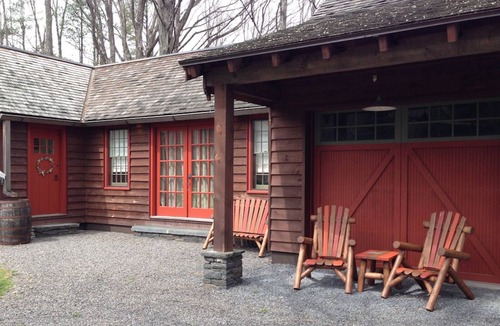 Saugerties Cottage | Woodsy Country Cottage, HITS Horse Show, Fall Foliage, Skiing, Hunter Mt, Hiking
