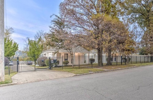 Midtown Apartment | Your Memphis Base | Steps to Overton & Nightlife