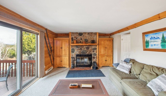 5BR + Heated Indoor Pool | Gore Mountain | Echo + Pete Gay