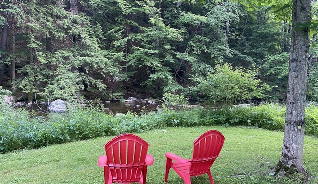 Beautifully updated, Cozy 3 bedroom 3 bathroom house. WATER VIEWS!