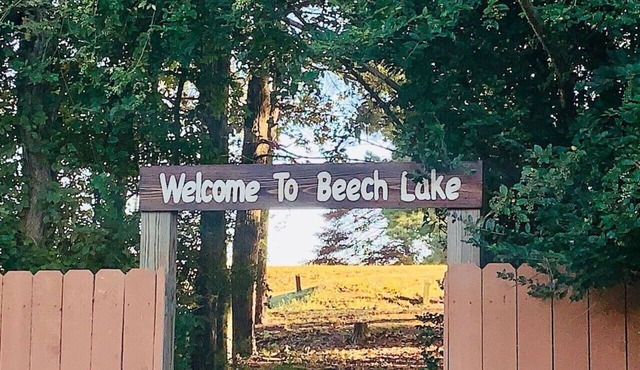 Beech Lake Retreat - Walk to lake amenities